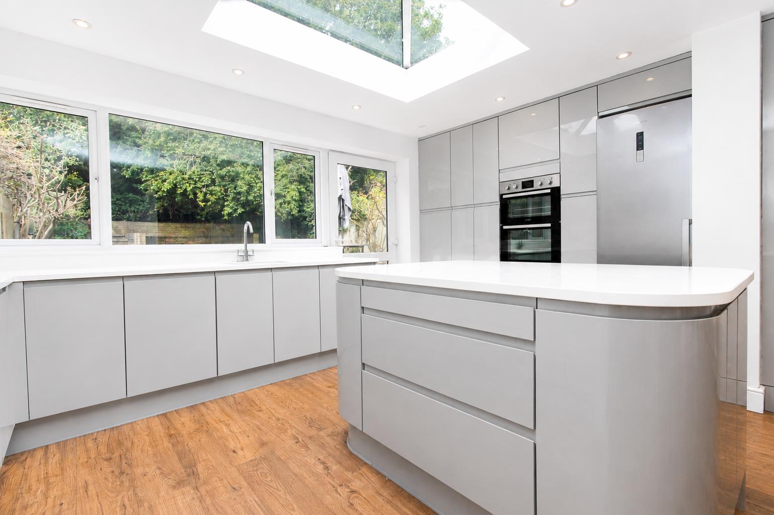 Hindhead Way, Wallington